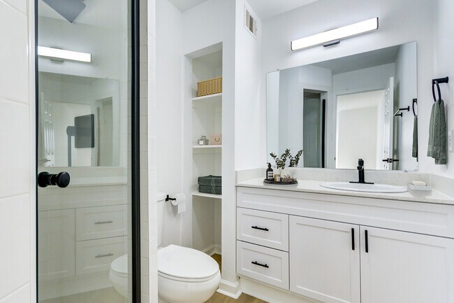Plano de planta B5: 2 dormitorios x 2 baños. - ReNew on Cantrell