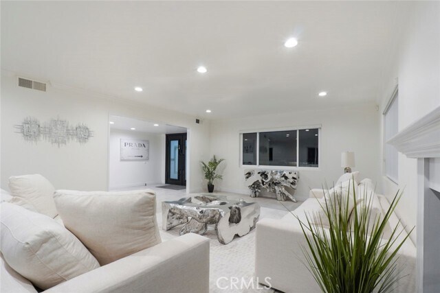 Foto del edificio - 3381 Oakmont View Dr