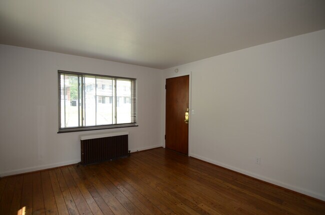 Foto del edificio - 2541 Williams Ave