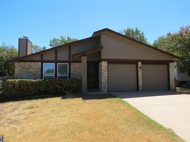 Foto del edificio - 6803 Rearden Rd