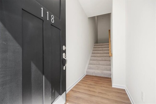 Building Photo - 118 Affinity Dr