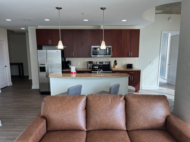 Foto del edificio - 440 S Church St