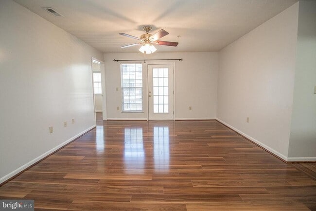 Foto del edificio - 45522 Westmeath Way