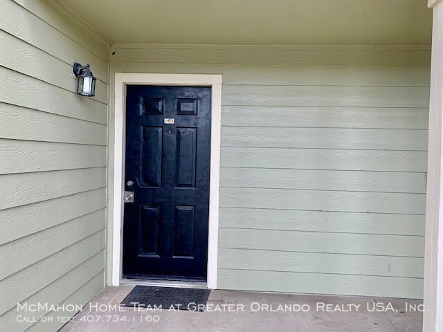 Building Photo - 2550 N Alafaya Trail