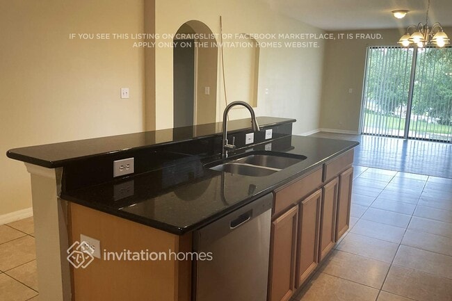 Building Photo - 3680 Briar Run Dr