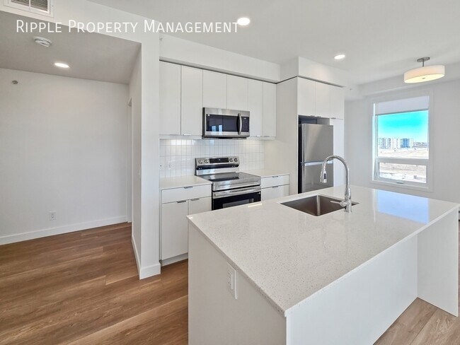 Photo du bâtiment - MODERN 2-BED 2-BATH CONDO | BELVEDERE PREMIER LIVING | SLEEK FINISHES