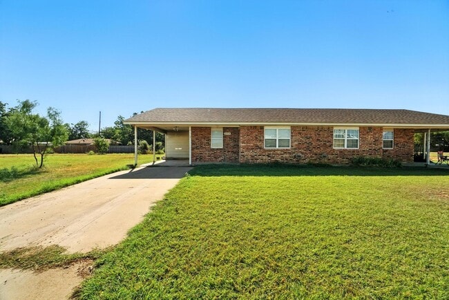 Building Photo - 2319 N. Danville Drive