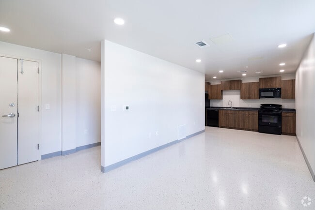 1 habitación, 1 baño, 703 pies cuadrados, sala de estar - Landmark 301