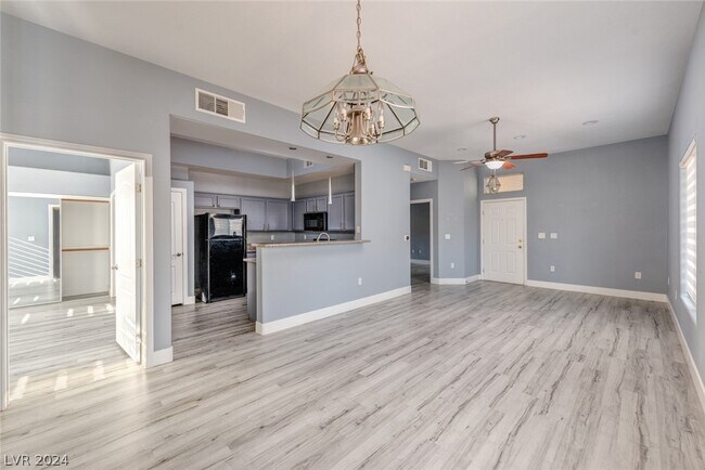Building Photo - 3455 Cactus Shadow St