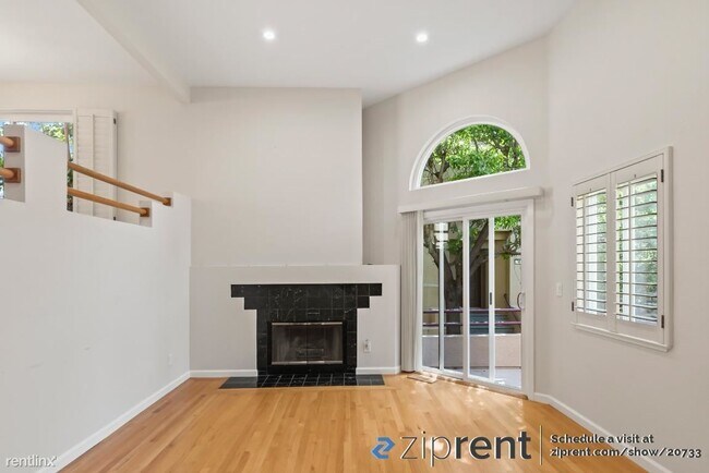 Foto del edificio - 2 br, 2.5 bath Townhome - 44 Commons Ln, F...
