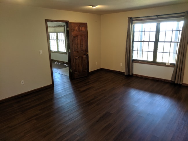 Building Photo - 228 Bellvue Dr
