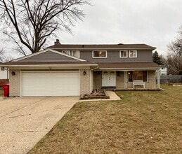 Building Photo - 29350 Leemoor Dr