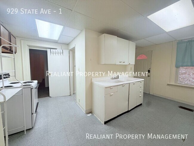 Foto del edificio - 929 State Ave