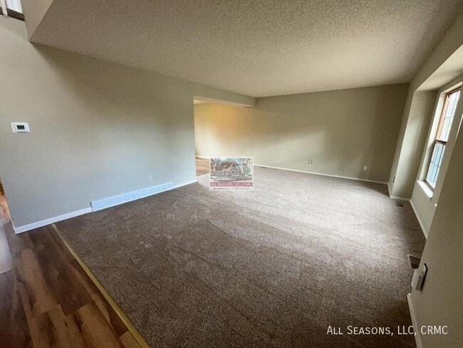 Foto del edificio - 2170 Wickes Rd