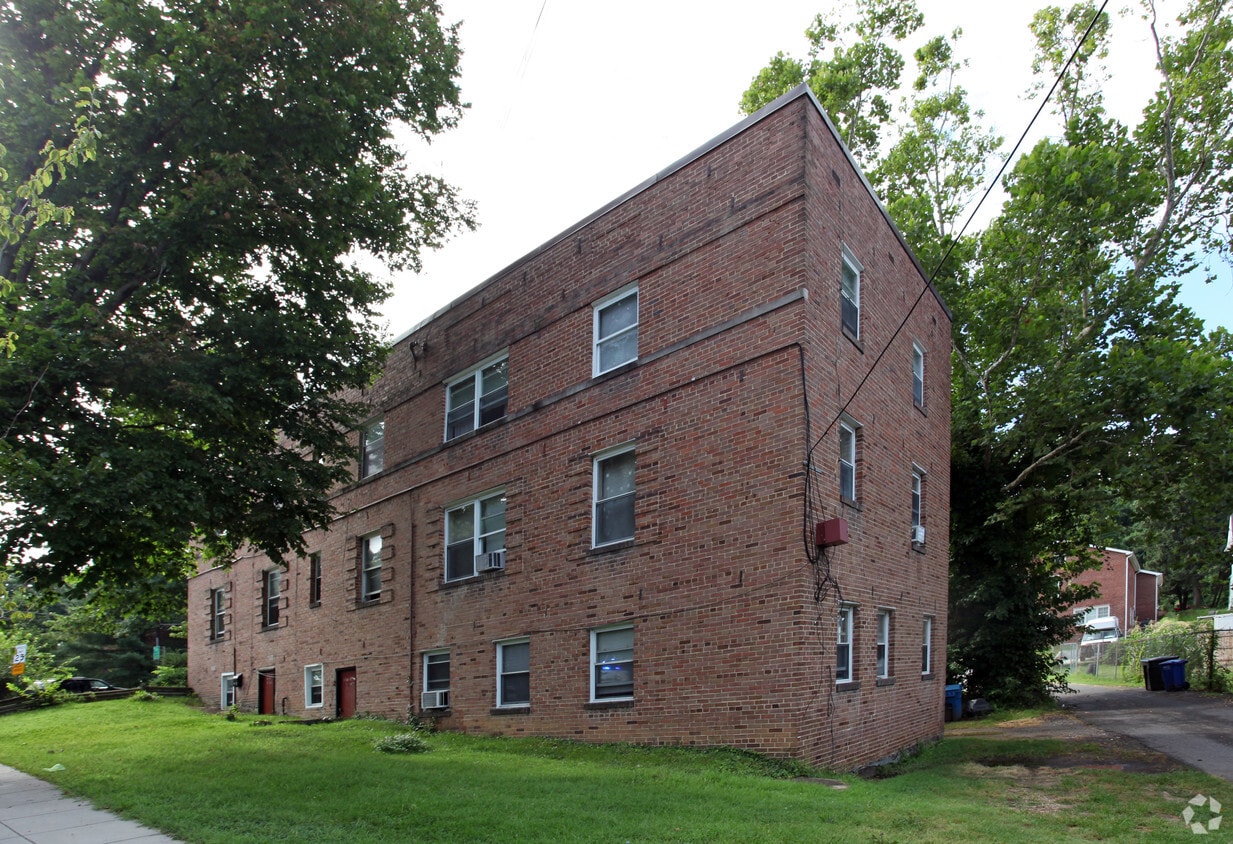 Primary Photo - 2501 Naylor Rd SE