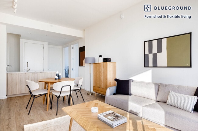 Building Photo - 545 Vanderbilt Ave