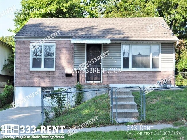 Foto del edificio - You've found your house near the action in...