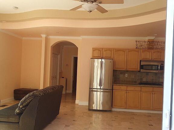 Building Photo - 15854 Rica Vista Way