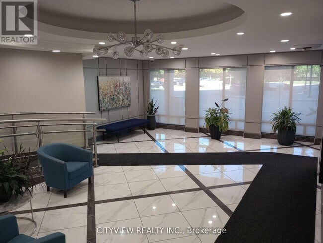 Photo du bâtiment - 1001 Cedarglen Gate