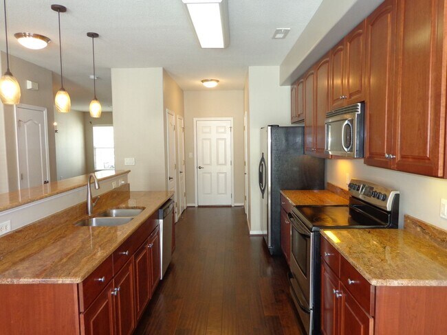 Building Photo - Woodland Park at Lexington
