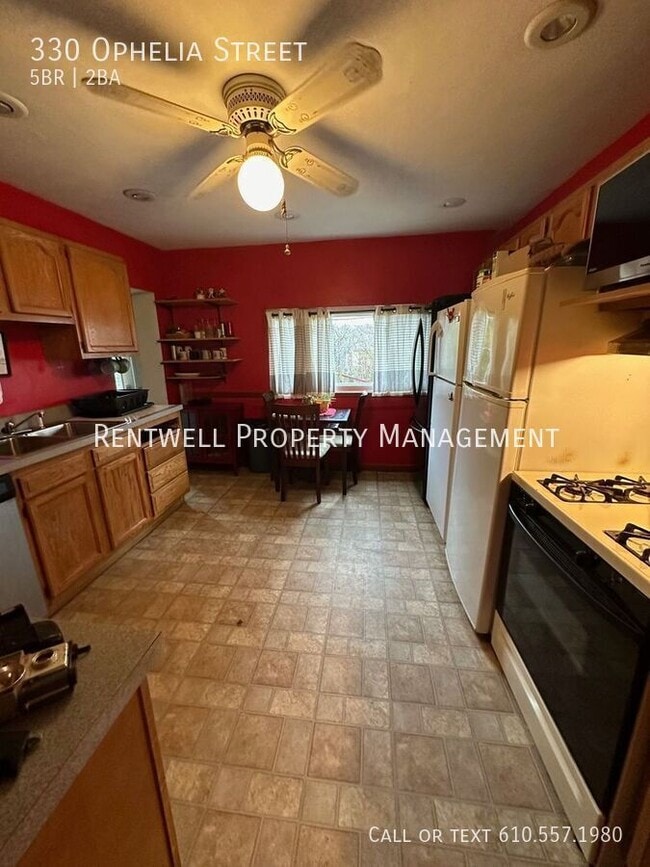 Photo - 330 Ophelia St House