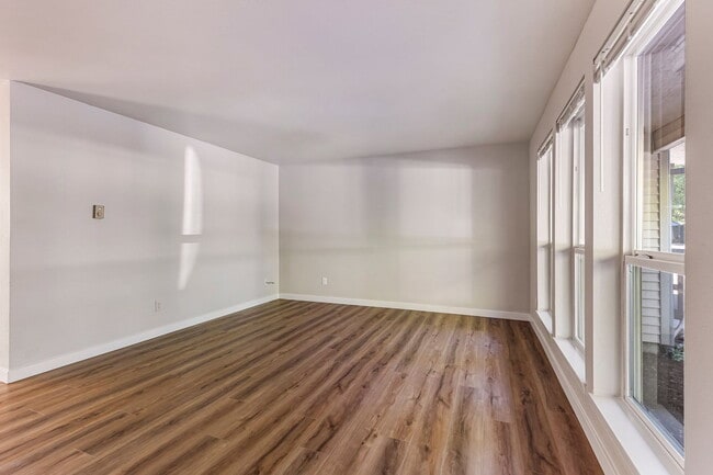 Building Photo - 17442 SE 82nd Dr