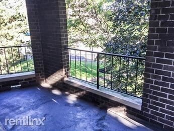 Foto del edificio - 2 br, 2 bath  - 33 Pond Ave Apt 323