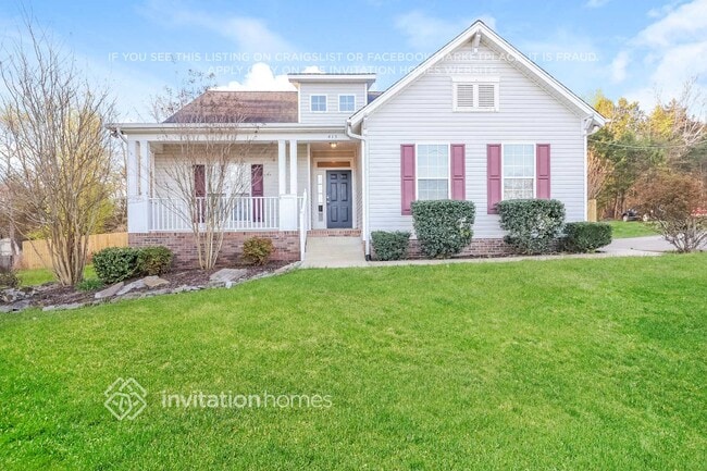 Building Photo - 415 Grovewood Dr