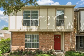 Building Photo - 14201 Misty Meadow Ln