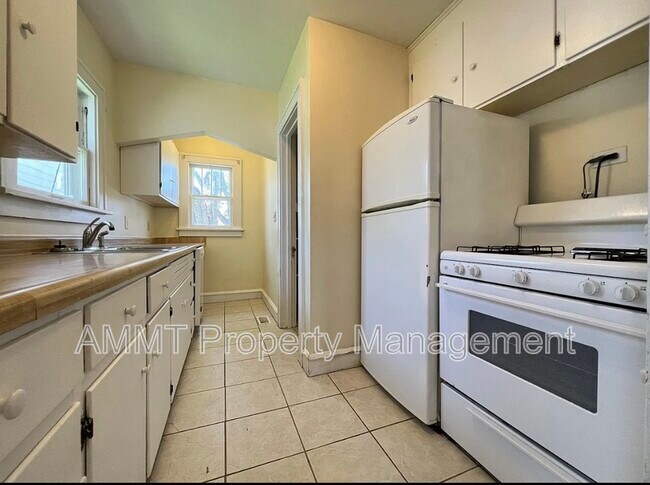 Foto del edificio - 421 19th St NE
