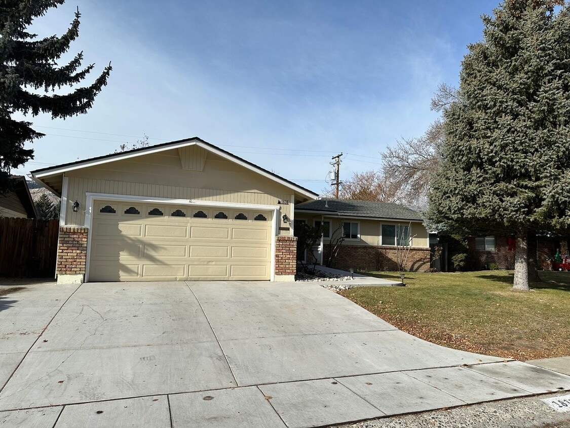Very Nice, Remodeled, West Side Home with House Rental in Carson