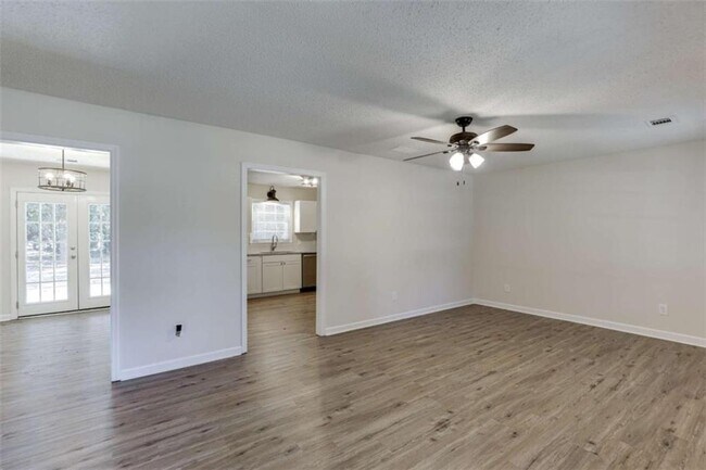 Foto del edificio - 1755 Straw Valley Rd