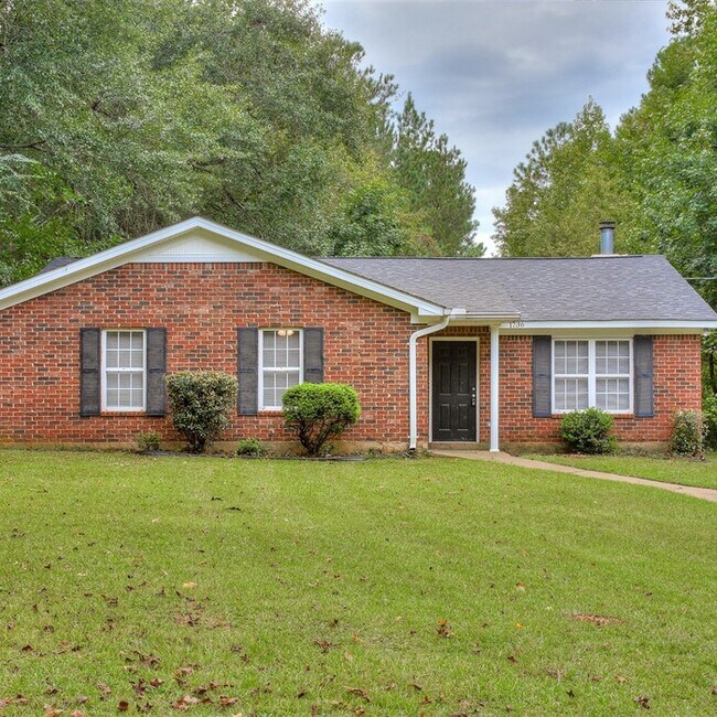 Three Bedroom Two Bath Home House for Rent in Hephzibah, GA