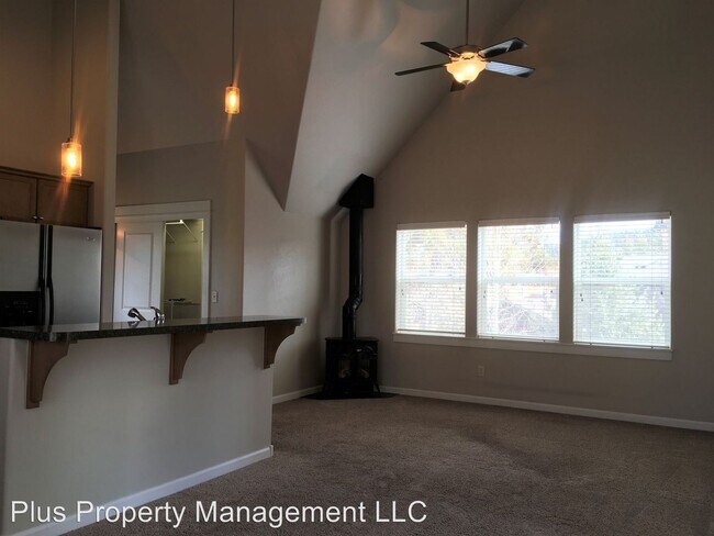Building Photo - 1532 Northwest Mount Washington Drive