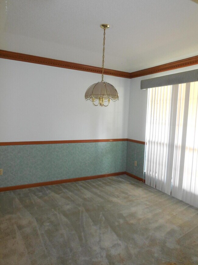 Building Photo - 2322 Torbay Dr