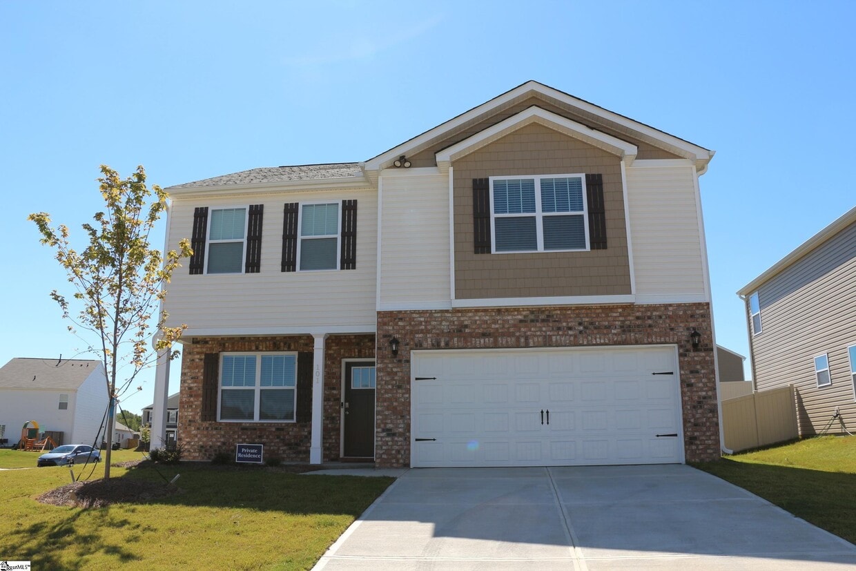 101 Mosby Dr, Fountain Inn, SC 29644 House Rental in Fountain Inn, SC