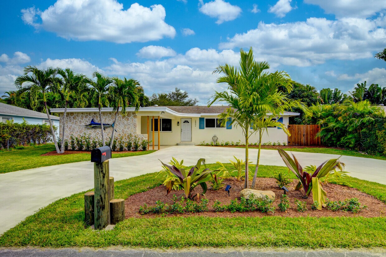 Foto principal - 2842 SW 6th St