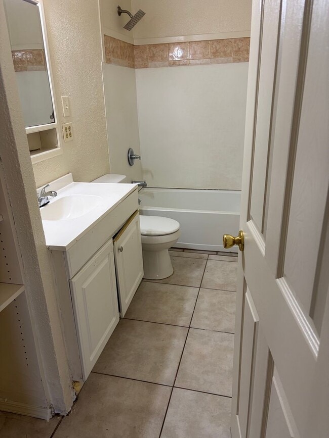 Building Photo - 3BR in Bossier City of Shed Road
