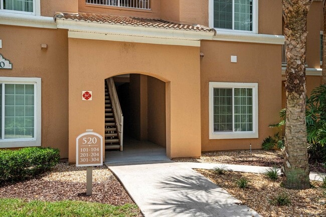 Building Photo - 520 Florida Club Blvd
