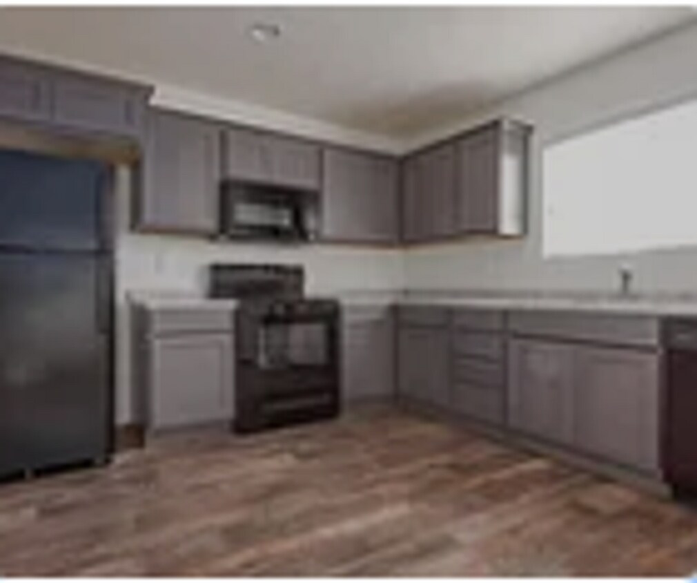 Primary Photo - Great 3 Bedroom 2.5 Bath Vineyard Townhouse!
