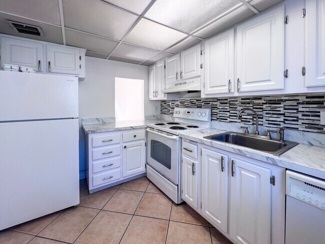 Foto del edificio - 605 SW 75th St