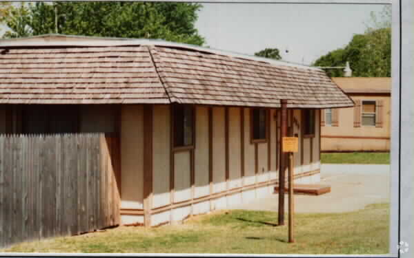 Building Photo - Lake Forest Mobile Home Park