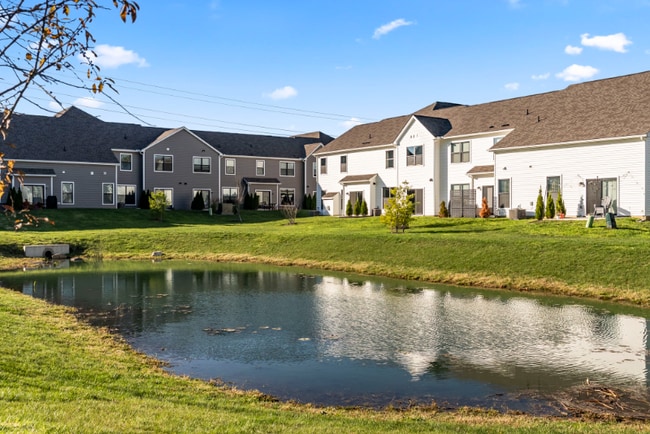 Building Photo - 6385 Hamilton Woods Blvd S