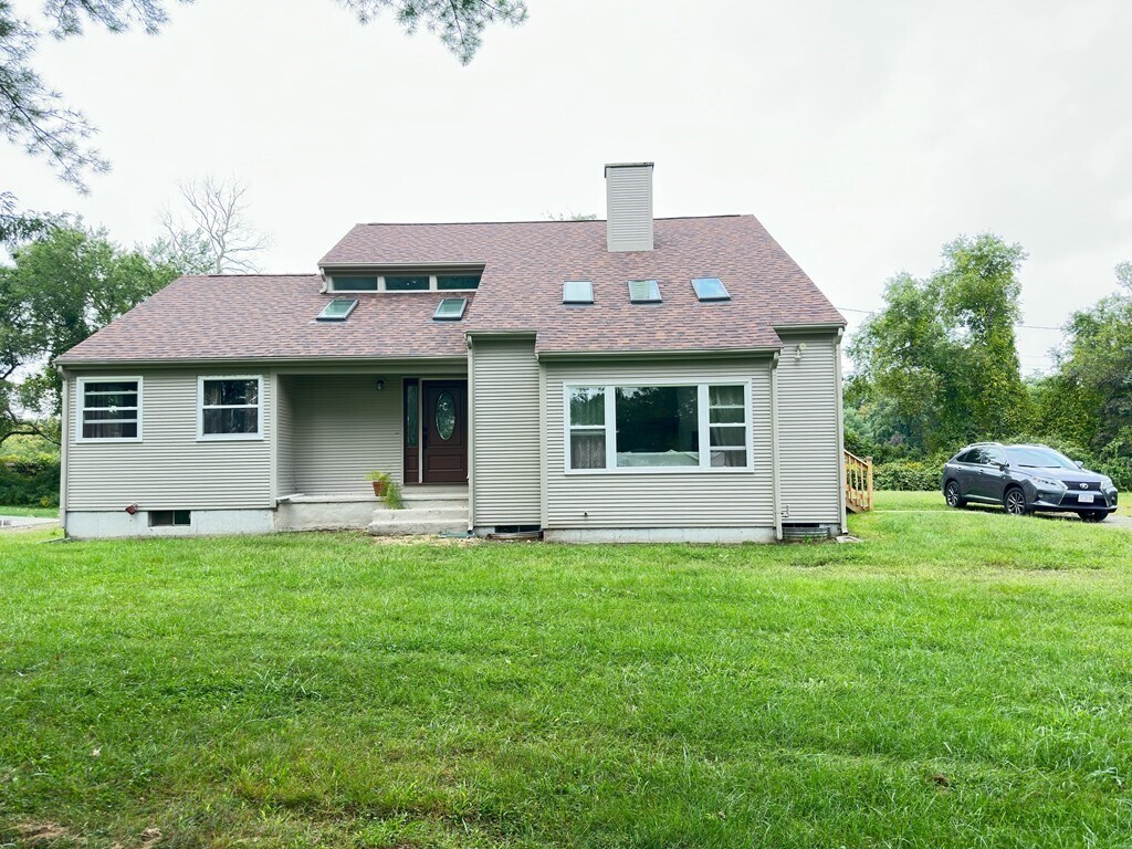 Primary Photo - 16 Blanding Rd