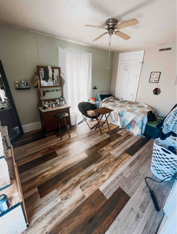 Foto del edificio - 104 E Boston Ave