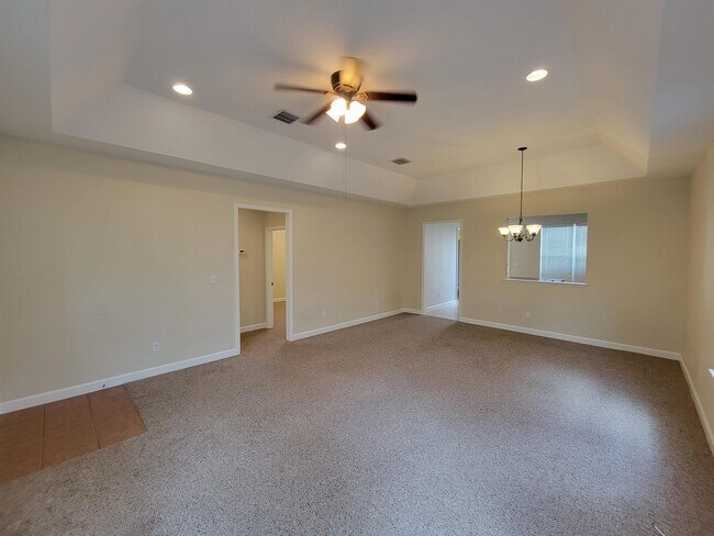 Foto del edificio - 4247 Raleigh Way