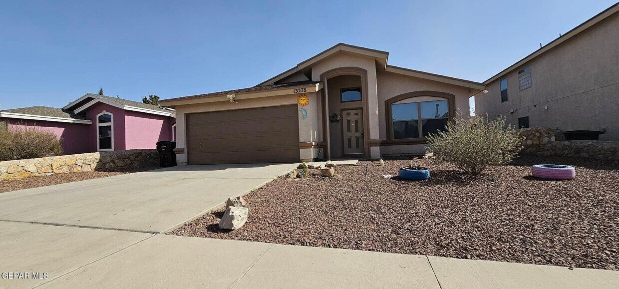 Foto principal - 13278 Emerald Creek Dr