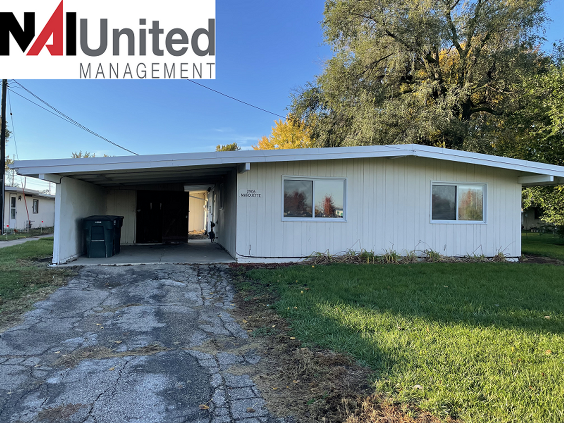 Primary Photo - 3 bedroom, 1 bath duplex for rent!