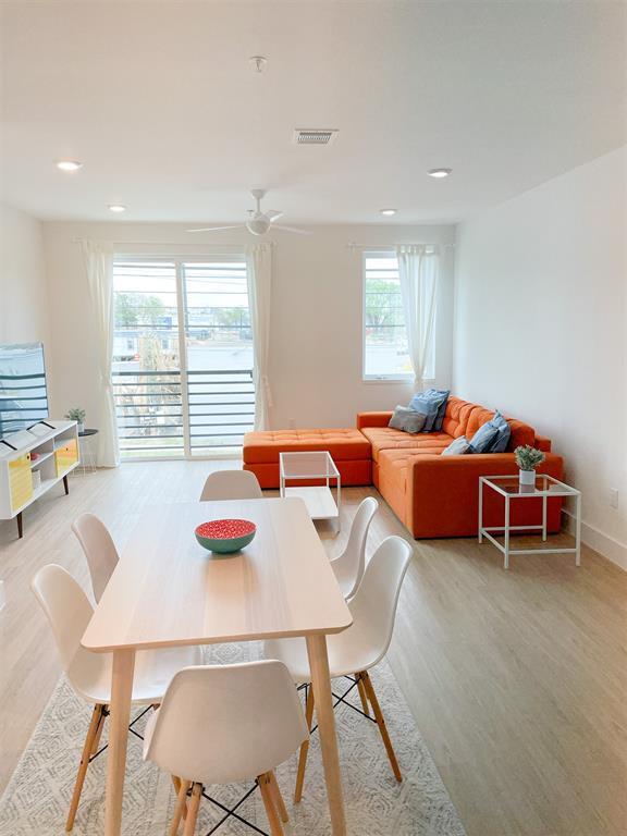 Foto del edificio - 2709 E 5th St.