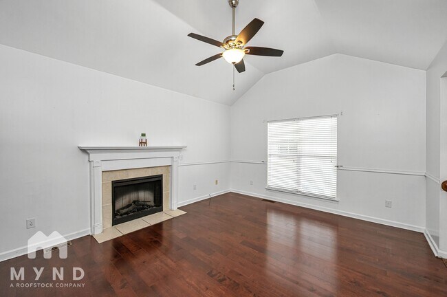 Building Photo - 507 Woodhill Cove Dr